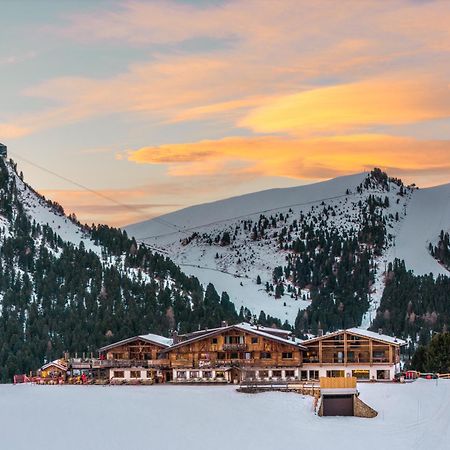 Hotel Piz Seteur セルヴァ・ディ・ヴァル・ガルデーナ エクステリア 写真