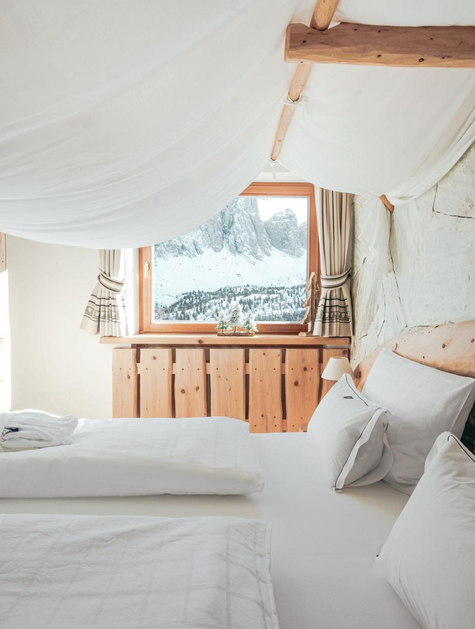 Hotel Piz Seteur セルヴァ・ディ・ヴァル・ガルデーナ エクステリア 写真