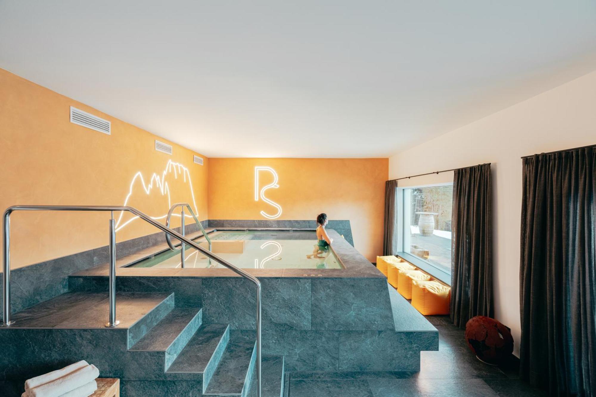 Hotel Piz Seteur セルヴァ・ディ・ヴァル・ガルデーナ エクステリア 写真
