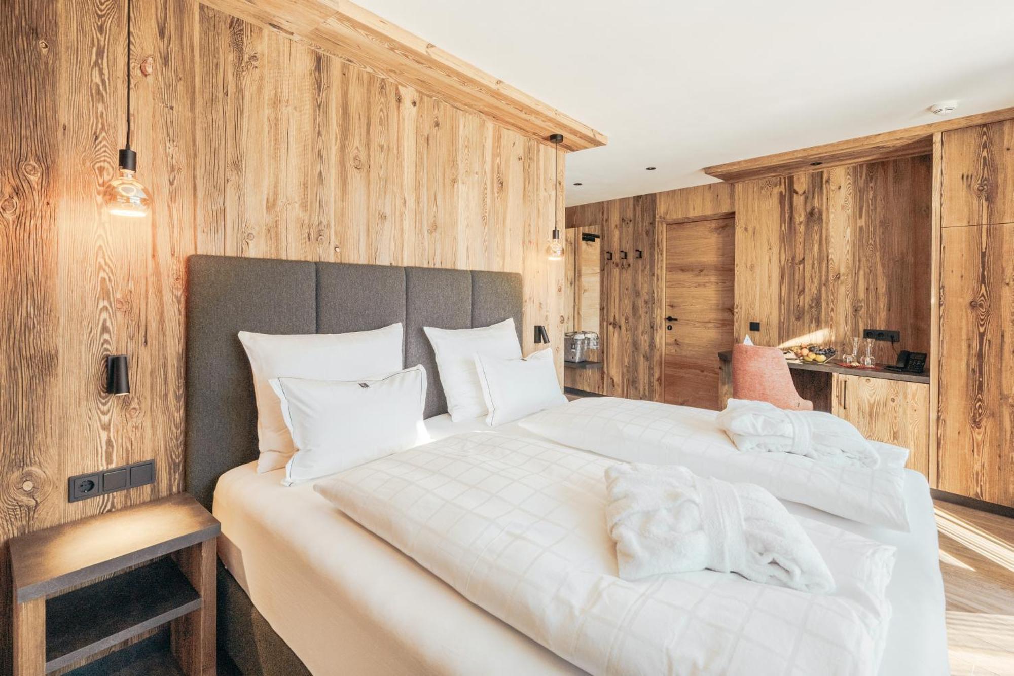 Hotel Piz Seteur セルヴァ・ディ・ヴァル・ガルデーナ エクステリア 写真